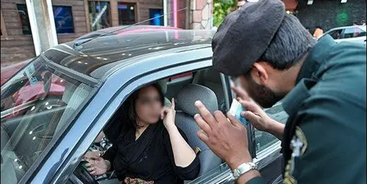 پلیس برای برخورد با کشف حجاب نیاز به مجوز قضایی ندارد