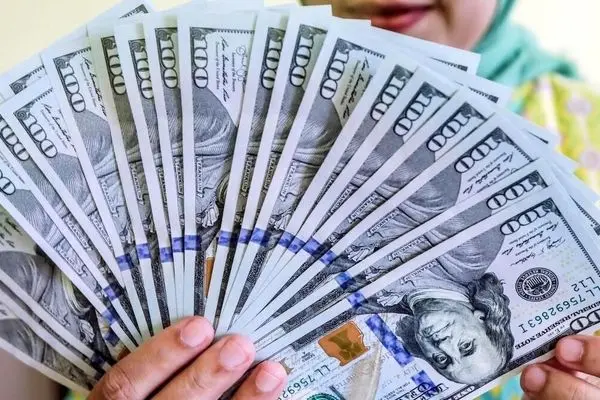 قیمت دلار ۵ هزار تومان می‌ریزد؟