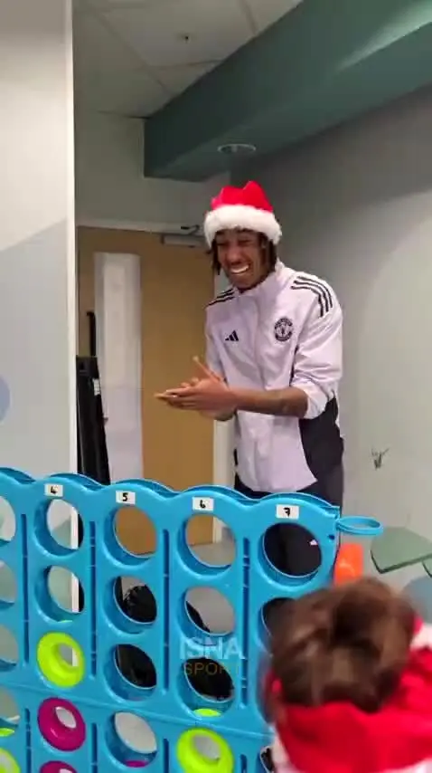 ببینید| حرکتی خیرخواهانه از بازیکنان «منچستر یونایتد» پیش از ...