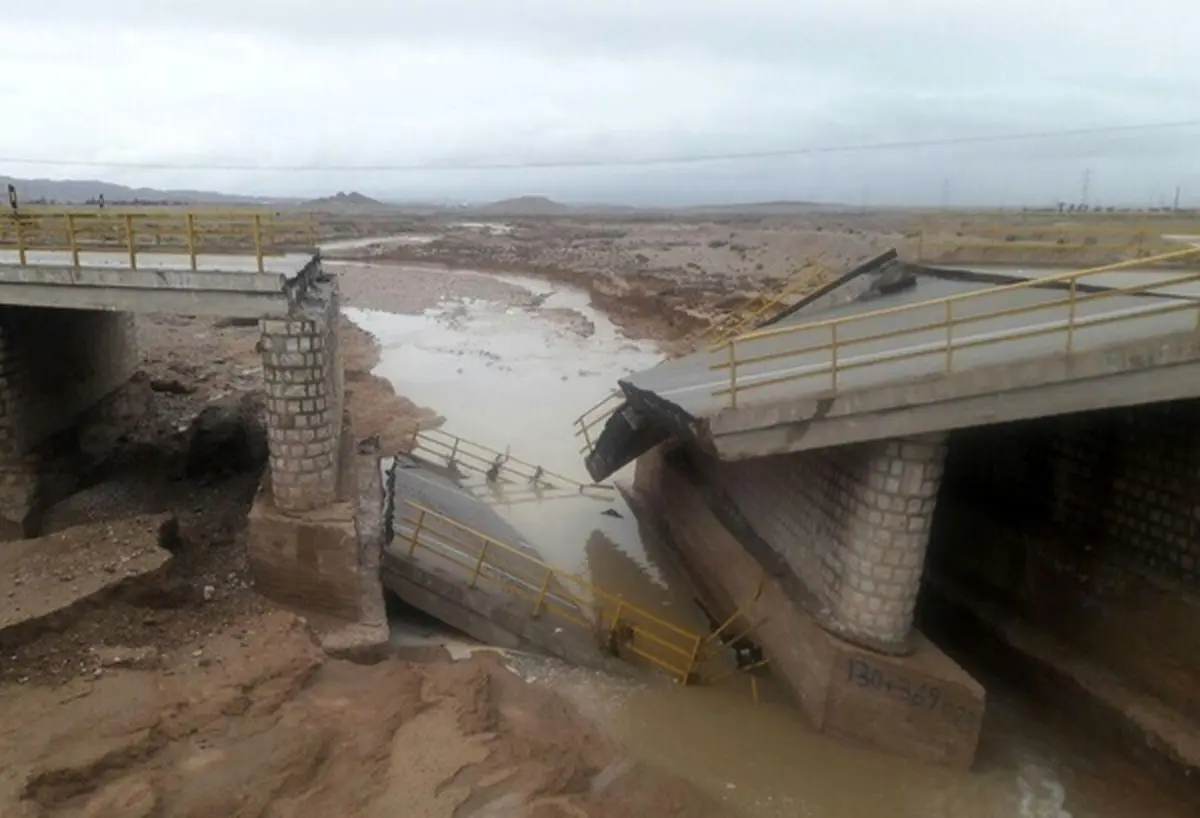 خسارت گسترده به کشاورزی در گیلانغرب؛ تخریب 4 پل