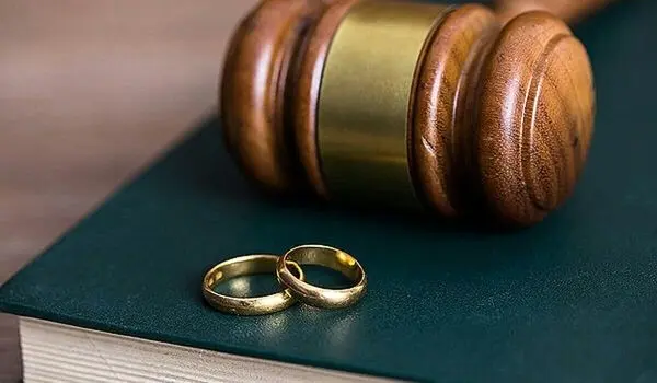 طلاق به خاطر عشق قدیمی شوهر