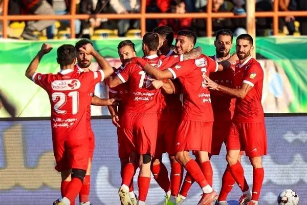 پرسپولیس با پیروزی مقابل شمس آذر به دربی رسید