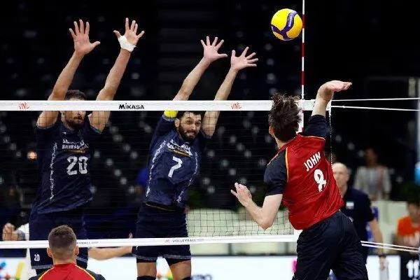 دلیل پوشاندن پرچم ایران روی لباس تیم ملی والیبال!