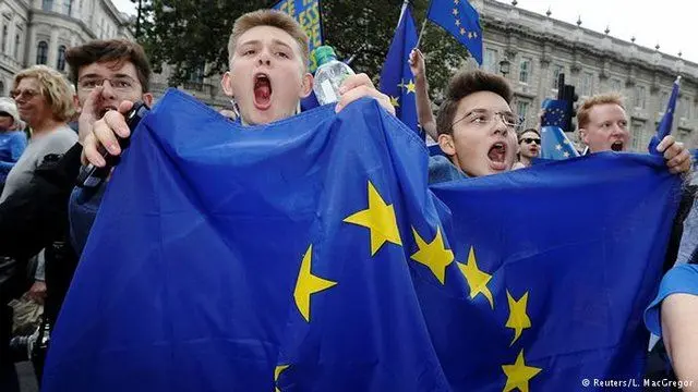 خواسته معترضان در لندن، بازگشت انگلیس به اتحادیه اروپا 