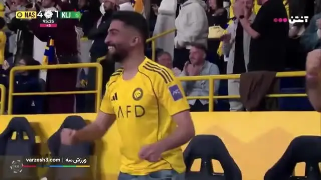 پست جایزه دار رونالدو پس از قیچی برگردان فوق العاده