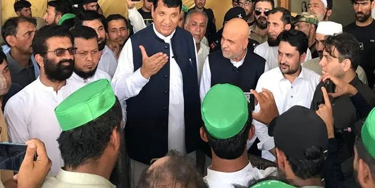 ترور ناموفق مشاور نخست‌وزیر پاکستان توسط طالبان