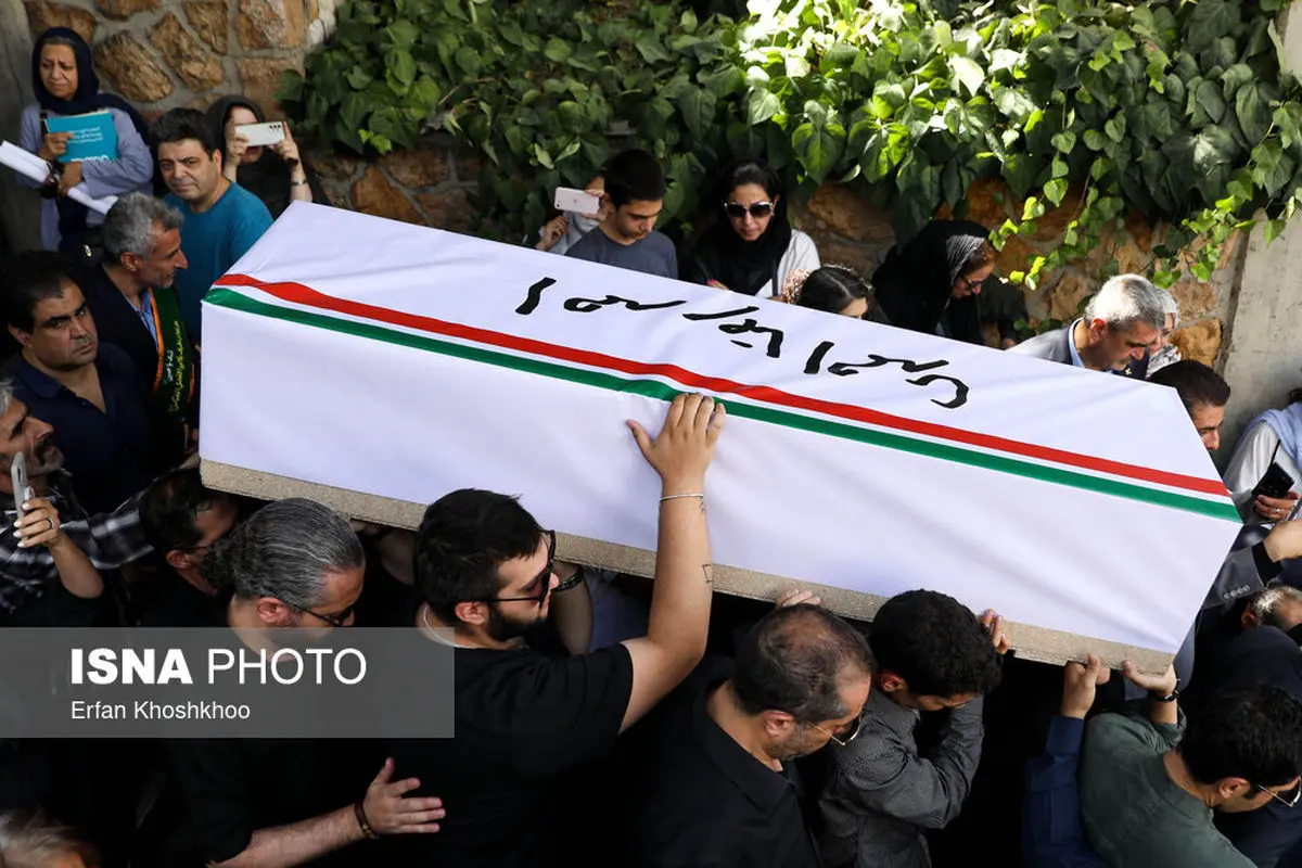 فعالان سیاسی در مراسم خاکسپاری احمدرضا احمدی + تصاویر