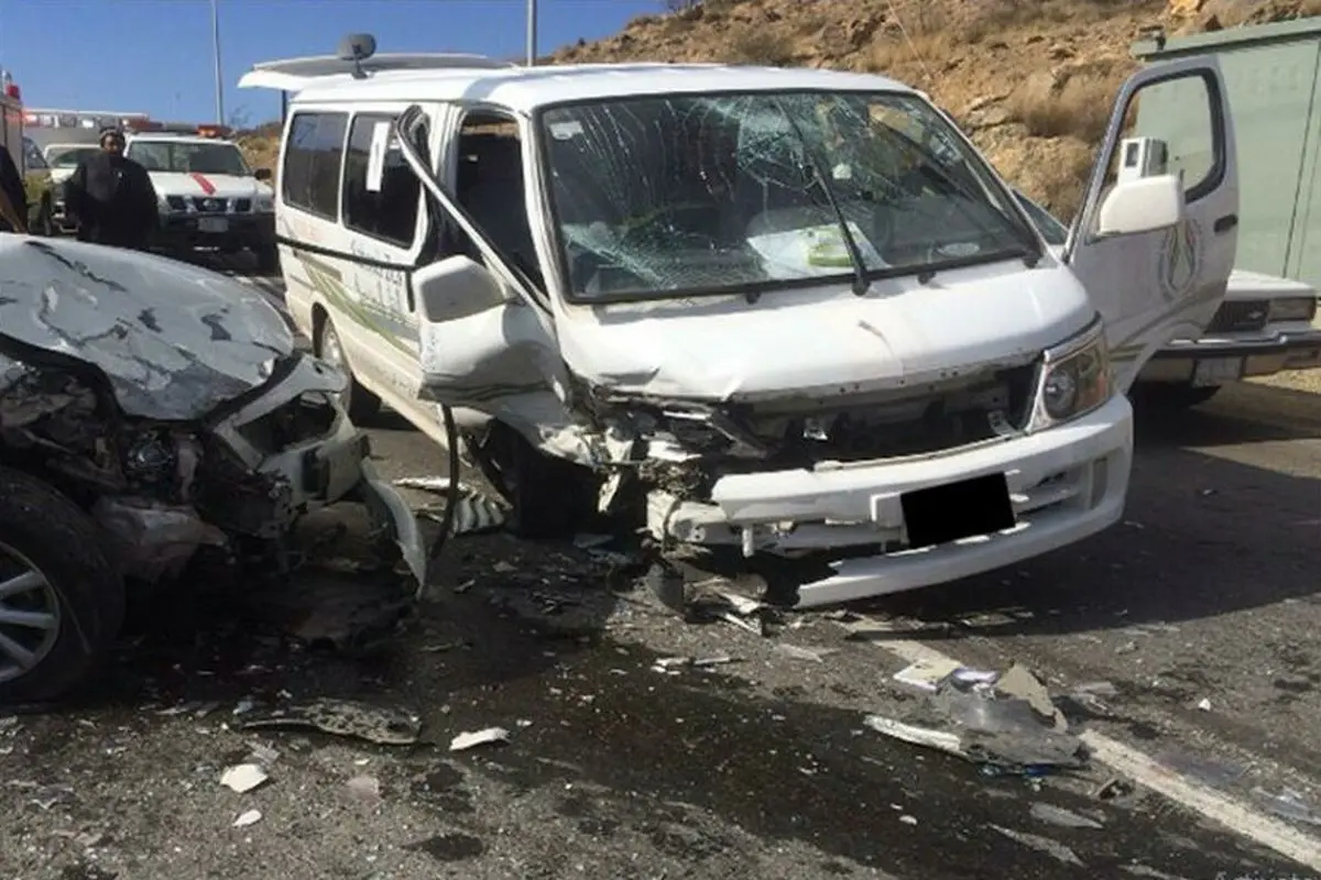 حادثه‌ای دیگر برای زائران ایرانی در اربعین؛ مصدومیت ۱۵ نفر بر اثر واژگونی ون در بصره عراق