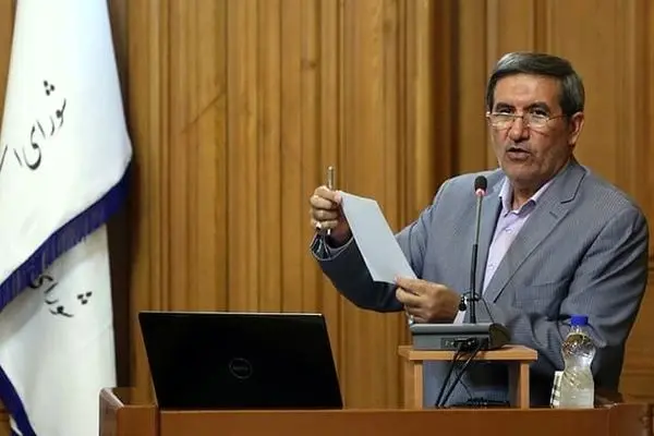 ناصر امانی: شهرداری تهران ۵ هزار میلیارد تومان با صدا و سیما قرارداد دارد/ اگر زورمان برسد، بودجه تبلیغات شهرداری را در سال آینده کاهش می‌دهیم