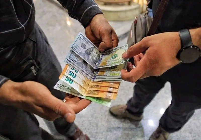 دستگیری یک اخلالگر بازار ارز به همراه 60 هزار دلار 