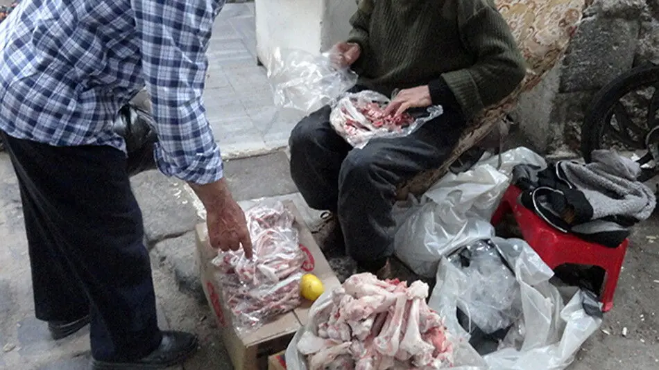 اوضاع وخیم اقتصادی در سوریه؛ مردم به جای گوشت استخوان می‌خرند