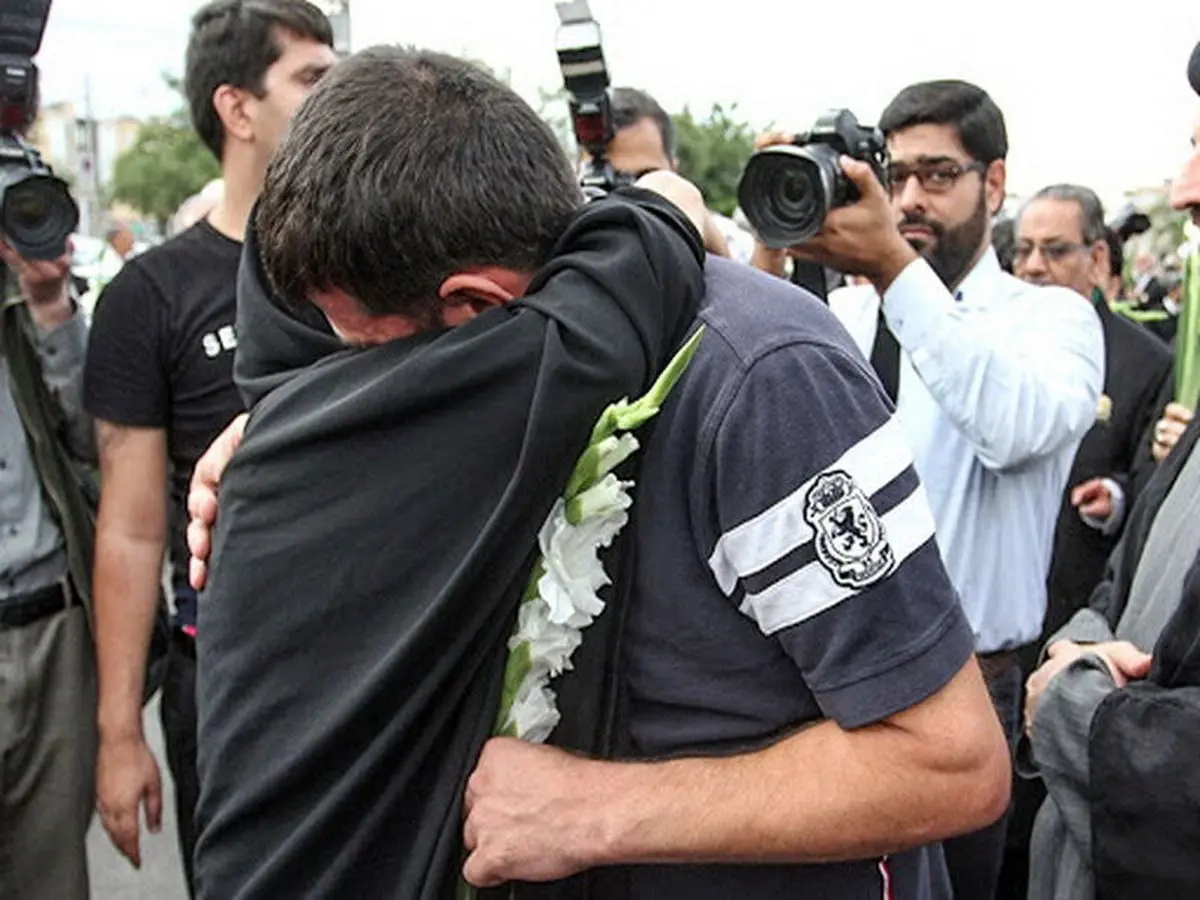 مرام پهلوانی،63 زندانی کرمانشاه را به آغوش خانواده بازگرداند