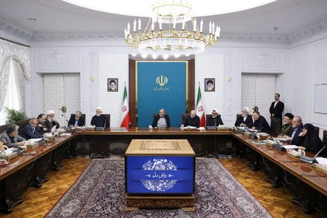 رئیس‌جمهور در شورای عالی انقلاب فرهنگی: مساجد باید به کانون حل مسائل اجتماعی محلات تبدیل شوند