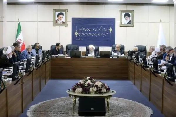 درخواست عجیب روزنامه اصولگرا از مجمع تشخیص مصلحت نظام؛ CFT و پالرمو  را تصویب نکنید!