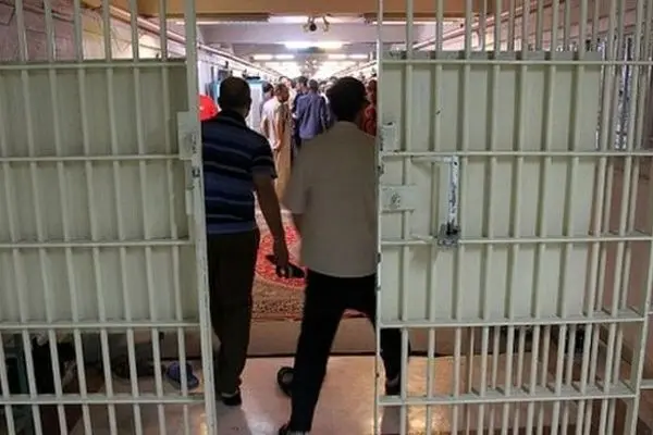 یک پیشنهاد به قوه قضائیه: نام زندان را به اردوگاه کار تغییر دهید