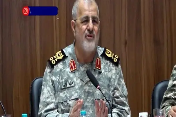 ببینید|  سرلشکر پاکپور، فرمانده کل سپاه: نیروی دریایی سپاه به همه سلاح‌های لازم برای رزم دریایی مجهز شده است 