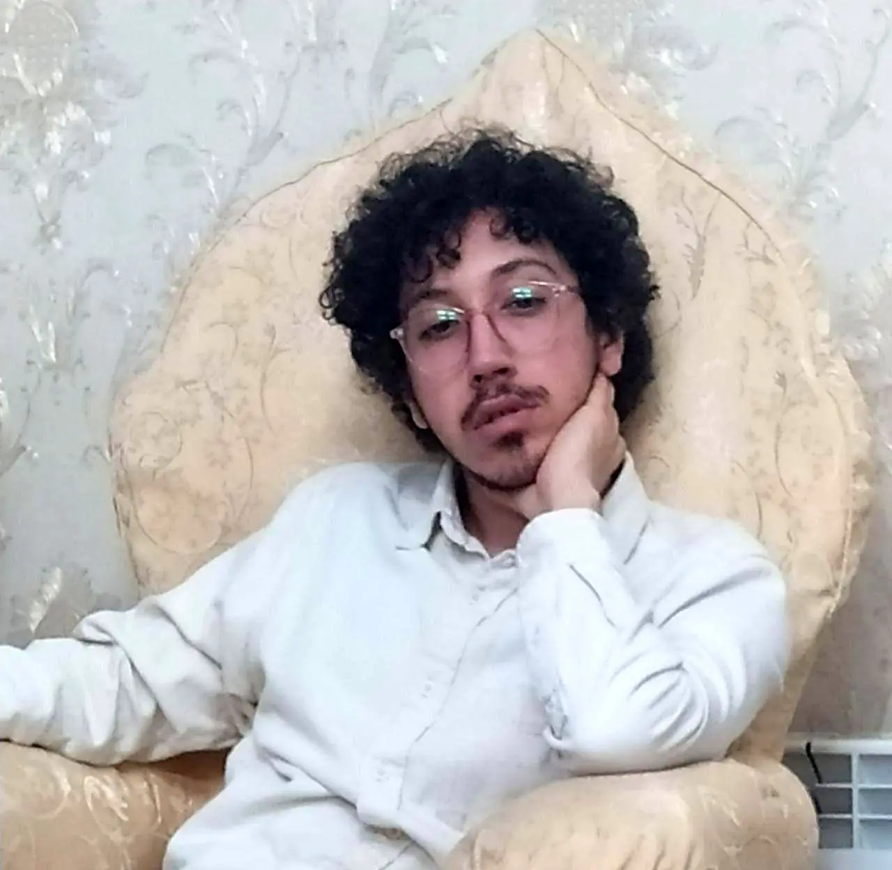 امیرمحمد خوش اقبال با تودیع وثیقه آزاد شد