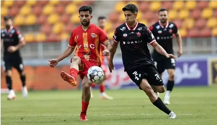 پنالتي،فولاد،مسابقه،برخورد،زمين،آر،محوطه