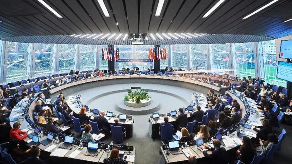 شورای اروپا عضویت روسیه را موقتا به تعلیق درآورد