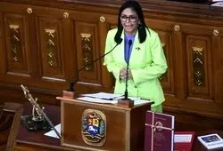 رئیس‌جمهور موقت ونزوئلا: تحریم‌ها باید پایان یابند تا سرمایه‌گذاری‌ها به طور کامل توسعه پیدا کنند