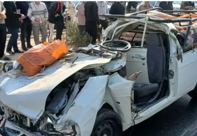 حادثه،محل،دستگاه،اورژانس،نفر،تريلر،وانت