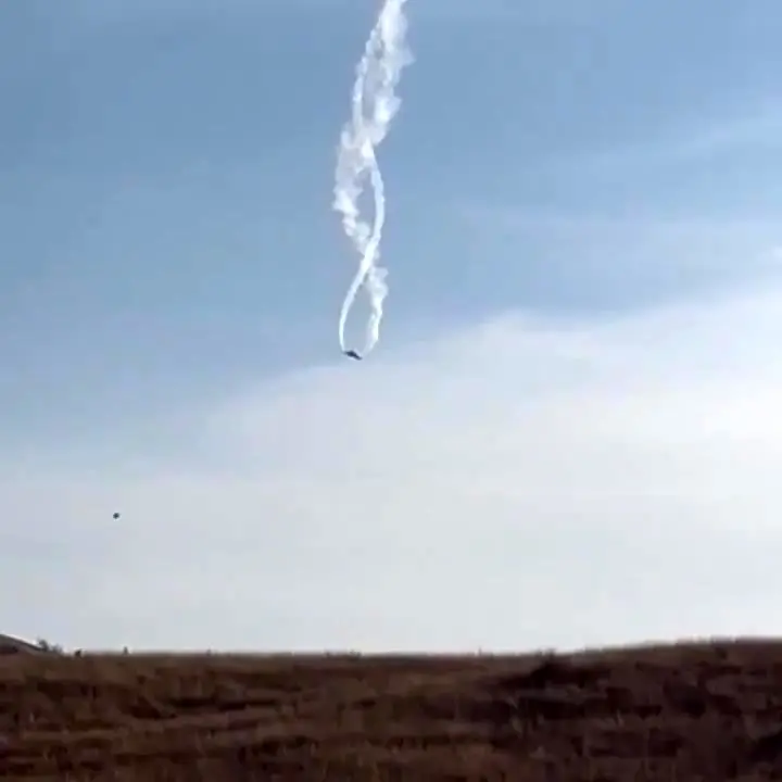 ببینید | ویدیویی از سقوط هواپیمای ترابری نظامی ترکیه