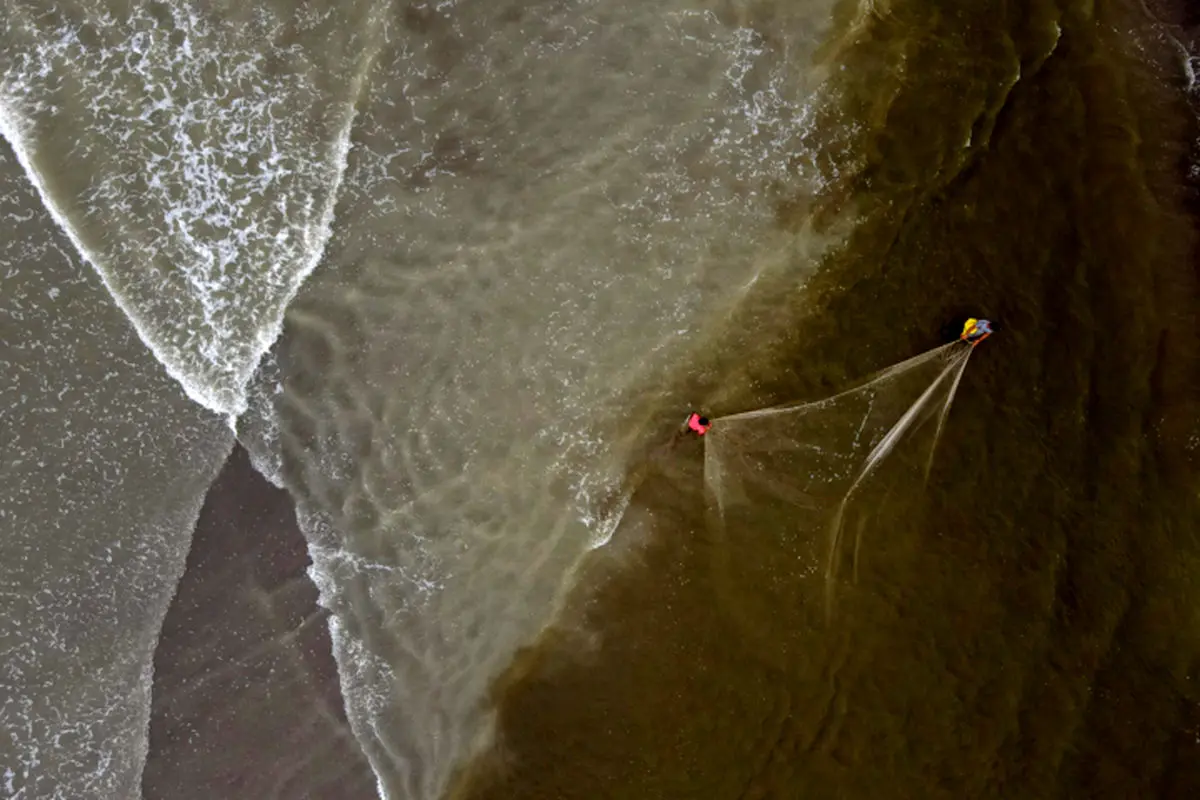 ممنوعیت فعالیت‌های دریایی در مازندران