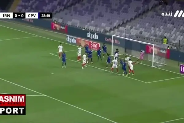 ببینید| موقعیت خطرناک برای عزت اللهی که توپ با واکنش دروازه‌بان کیپ ورد دور شد