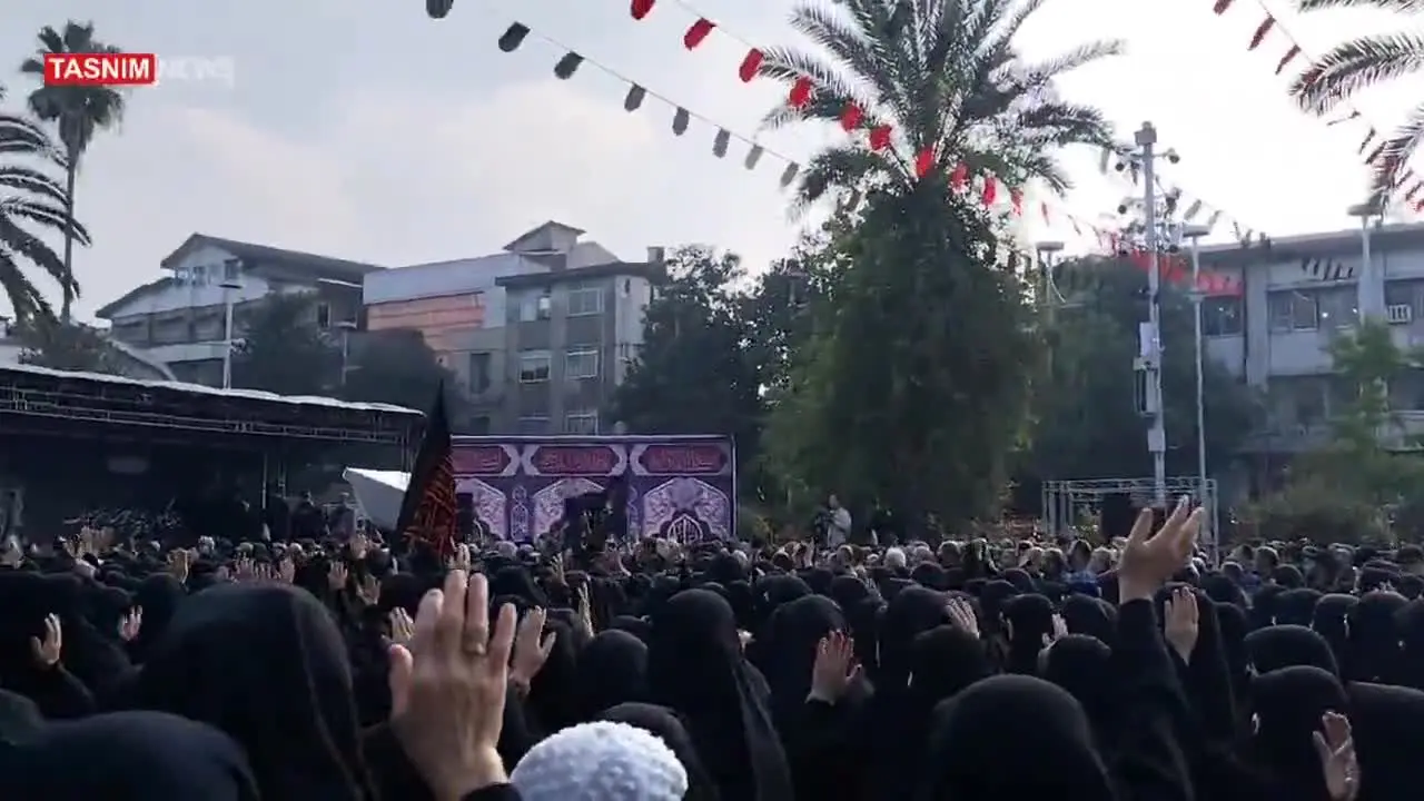 ببینید| وداع مردم رشت با پیکر مطهر ۷ شهید گمنام