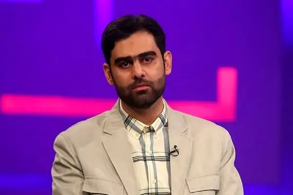 حمله روزنامه اصولگرا به امیرحسین ثابتی؛ از سردار سلیمانی خرج می‌کنید و به سیره اخلاقی او بی‌توجهید