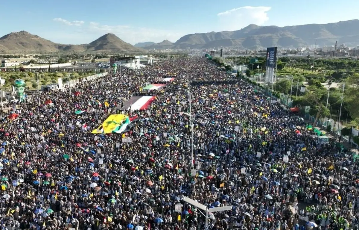 روزنامه  ایران: آنان که روزی می‌گفتند «نه غزه نه لبنان» اگر تاکنون هدایت نشده باشند با نمازجمعه دیروز باید شرمنده شوند