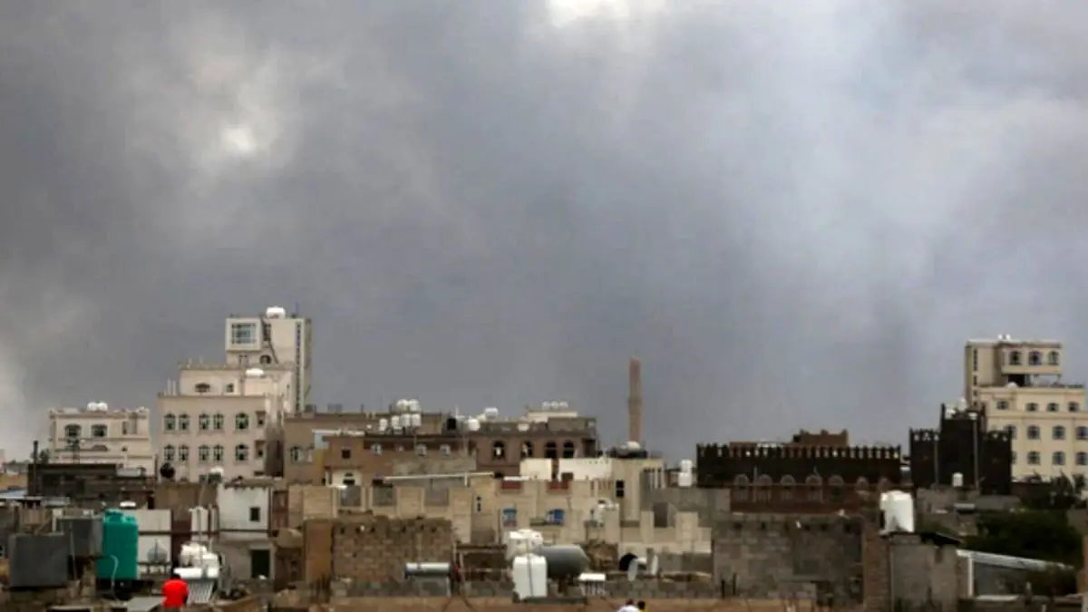 کارشناس اسرائیلی: به رغم تهاجم اخیر به یمن، انصارالله همچنان پرقدرت به کار خود ادامه می‌دهد