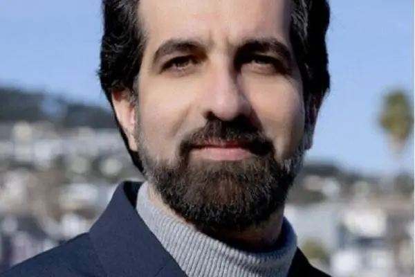 وحید عابدینی کیست؟