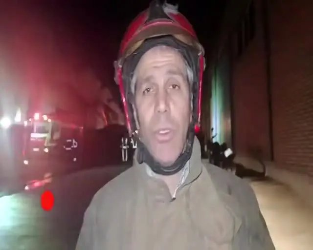  ببینید| آتش‌سوزی در کارخانه تولید کفش در جاده خاوران مهار شد 