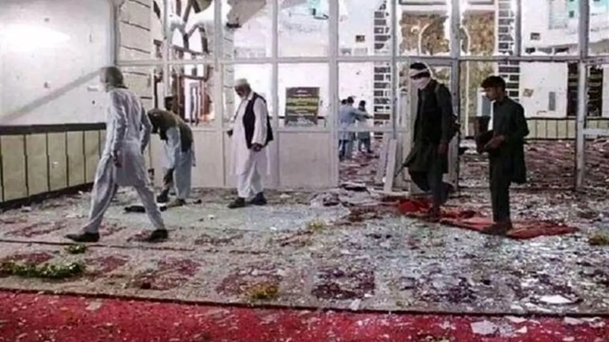 داعش مسئولیت انفجار مسجد مزار شریف را بر عهده گرفت/ شهدای انفجار به ۴۵ تن افزایش یافتند