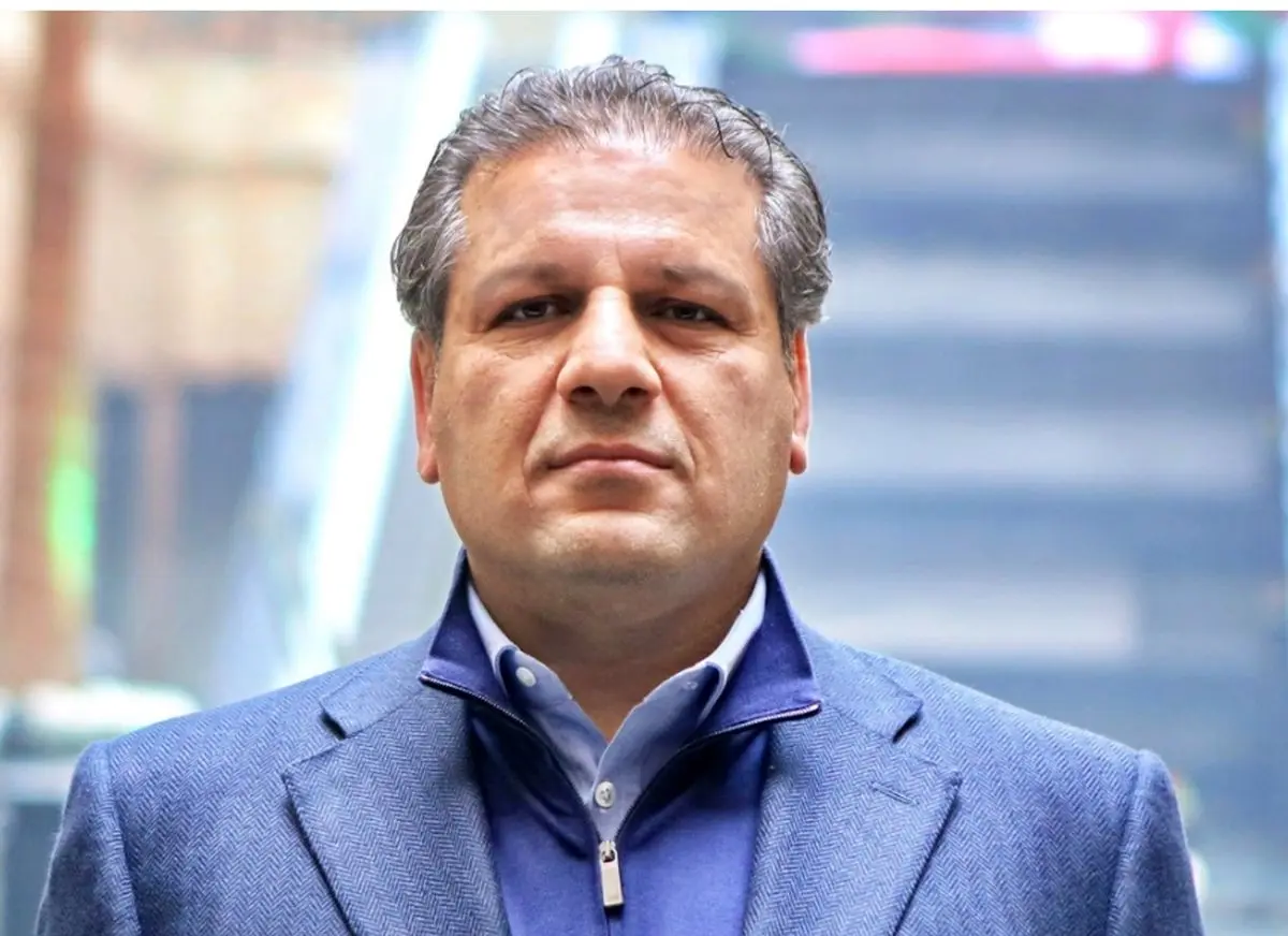 اولین واکنش علی انصاری به انحلال بانک آینده + عکس