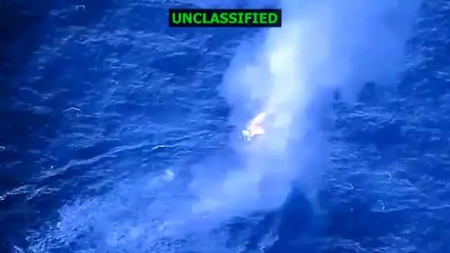 ببینید| حمله آمریکا به یک شناور ونزوئلا