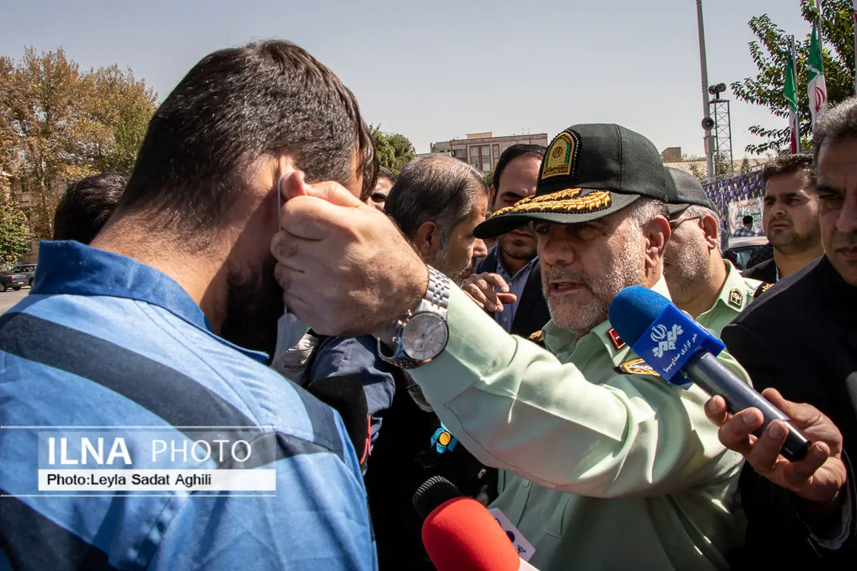 وقتی رئیس‌پلیس تهران گوش خلافکار را می‌پیچاند+ عکس