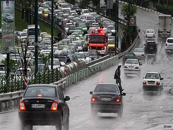 باران و برف تهران را قفل کرد