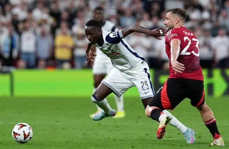 تاتنهام با برتری مقابل منچستریونایتد قهرمان لیگ اروپا شد؛ پایان طلسم 17 ساله در سن مامس