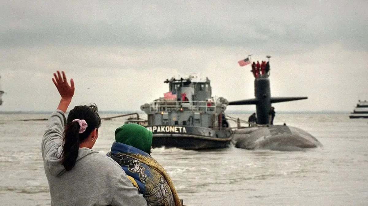 تقویت حضور نظامی آمریکا در دریای کارائیب؛ دو شناور تازه در مسیر ونزوئلا