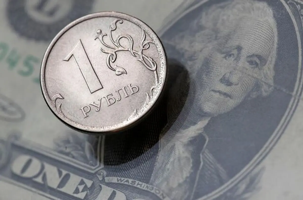 عقب نشینی روبل در برابر دلار و یورو