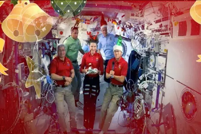 پیام ویدئویی فضانوردان از فضا به مناسبت کریسمس