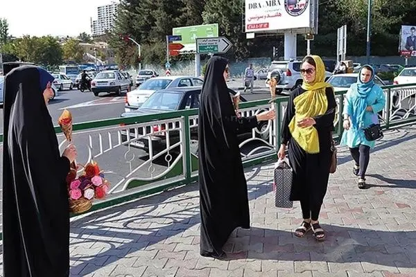 فضای عفاف و حجاب در شیراز در بخش‌های زیادی دچار آسیب شده/ ابزار امنیتی و قهریه باید در آخرین مرحله استفاده شود