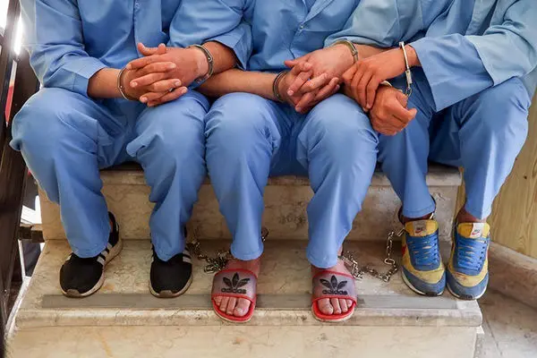 بازداشت عاملان سرقت 10 میلیاردی
