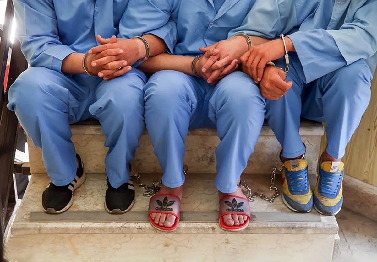 بازداشت عاملان سرقت 10 میلیاردی
