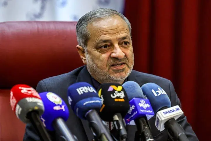 کاظمی: با توجه به کمبودها، درخواست اخذ مجوز برای استخدام ۷۴ هزار نیروی جدید را اعلام کرده‌ایم/ برای جبران عقب‌ماندگی‌ها، احتمالا برگزاری کلاس‌های جبرانی در پنجشنبه‌ها و بعد از ظهر‌ها را داشته باشیم