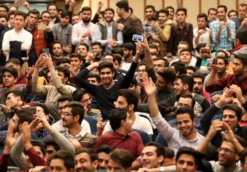 شكاف،نسلي،اجتماعي،نسل،والدين،تفاوت،خانوادگي،تغييرات،فناوري،ز ...