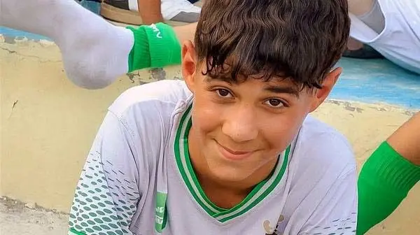 ماجرای برق‌گرفتی دانش‌آموز کلاس نهمی از زبان مدیر آموزش و  پرورش شهرستان لنگرود؛ اداره برق بعد از تاسیس مدرسه پست فشار قوی ساخت!