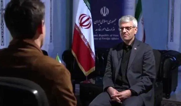 بقایی: ایران در حال دفاع از خود است؛ انتظار خویشتنداری واقع‌بینانه نیست